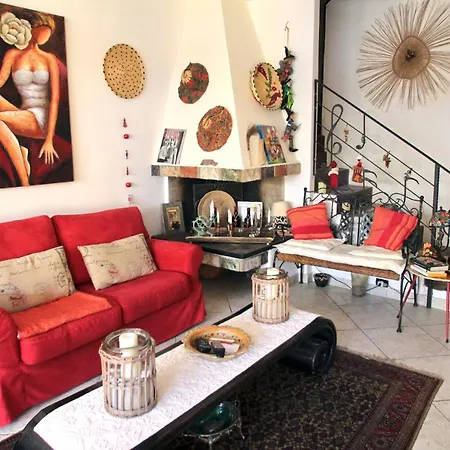 Nuvole 招待所 奧爾比亞