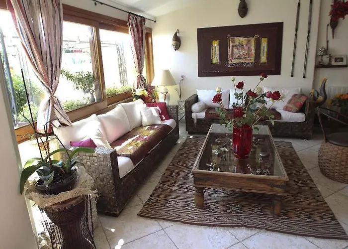 Nuvole 招待所 奧爾比亞