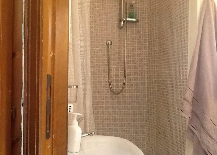 Nuvole 招待所 奧爾比亞